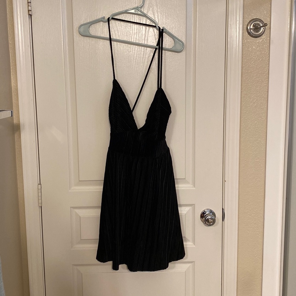 BRAND NEW Guess Dress. (Party Dress)